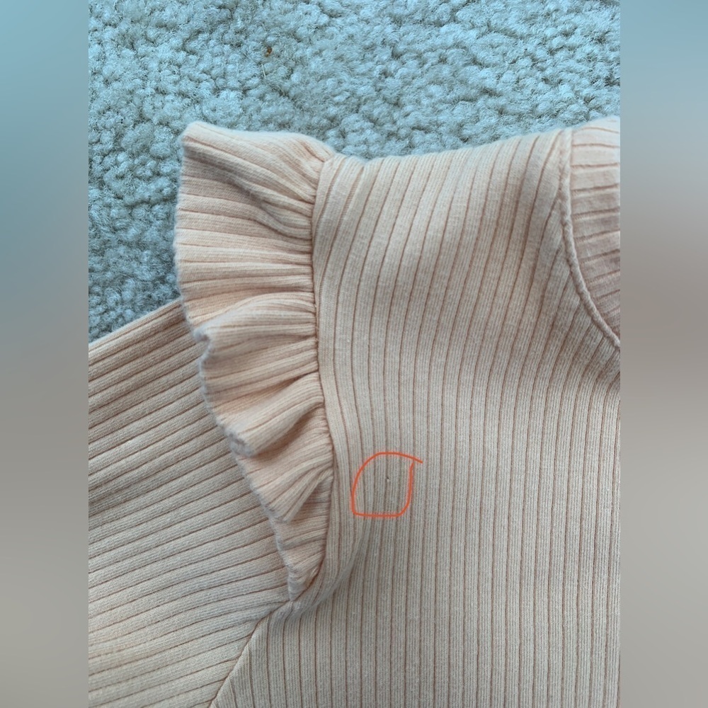 Zara Size 9 Light Peach Ribbed Ruffle Tee - Picture 6 of 6